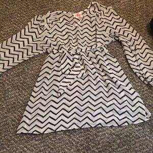 Long sleeve see through maternity shirt